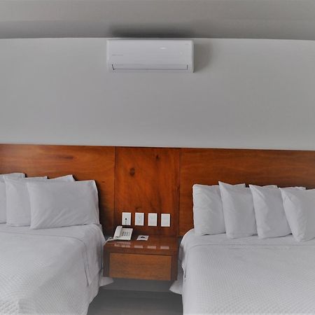 Amd Hotel ซานฮวน เด ลอสลากอส ภายนอก รูปภาพ